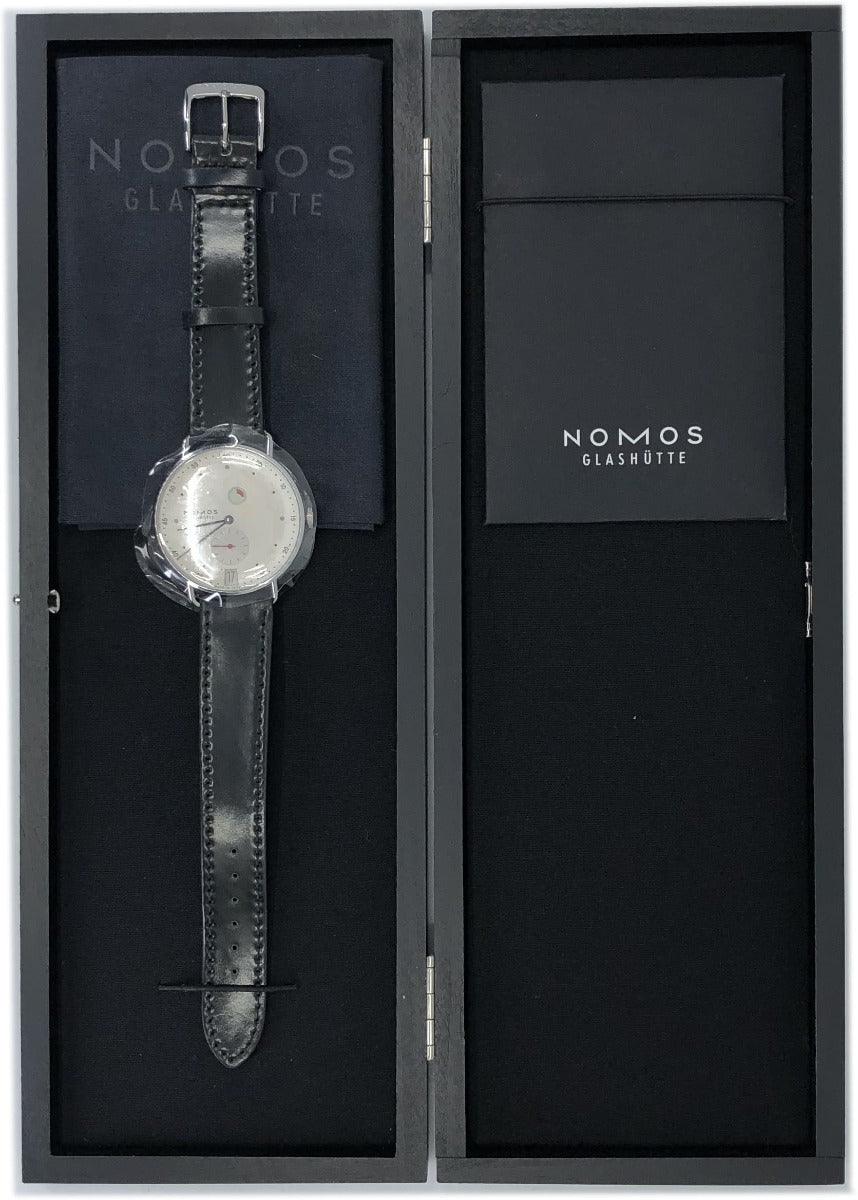 NOMOS Glash\u00fctte Metro 1101
