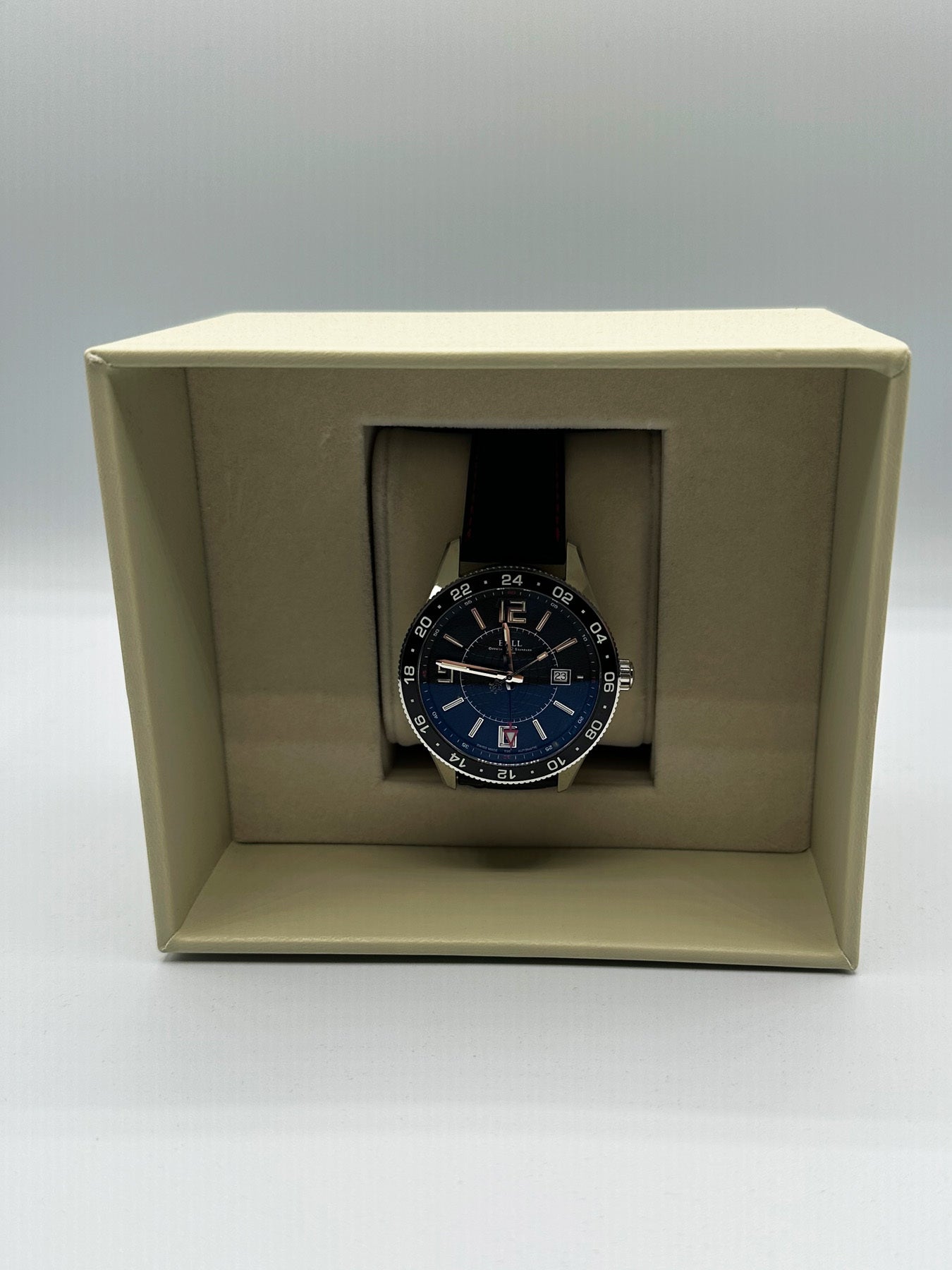 Ball Engineer Master II Pilot GMT GM3090C-LLAJ-BK