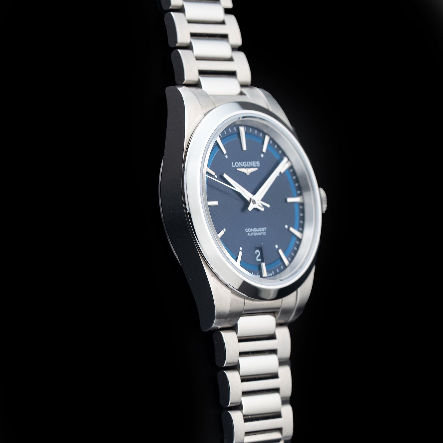 Longines L3.720.4.92.6 Conquest Sunray Blue on Bracelet