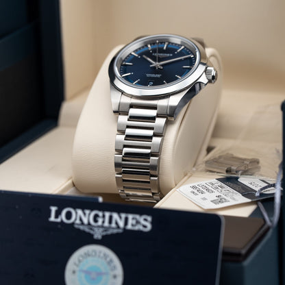 Longines L3.720.4.92.6 Conquest Sunray Blue on Bracelet