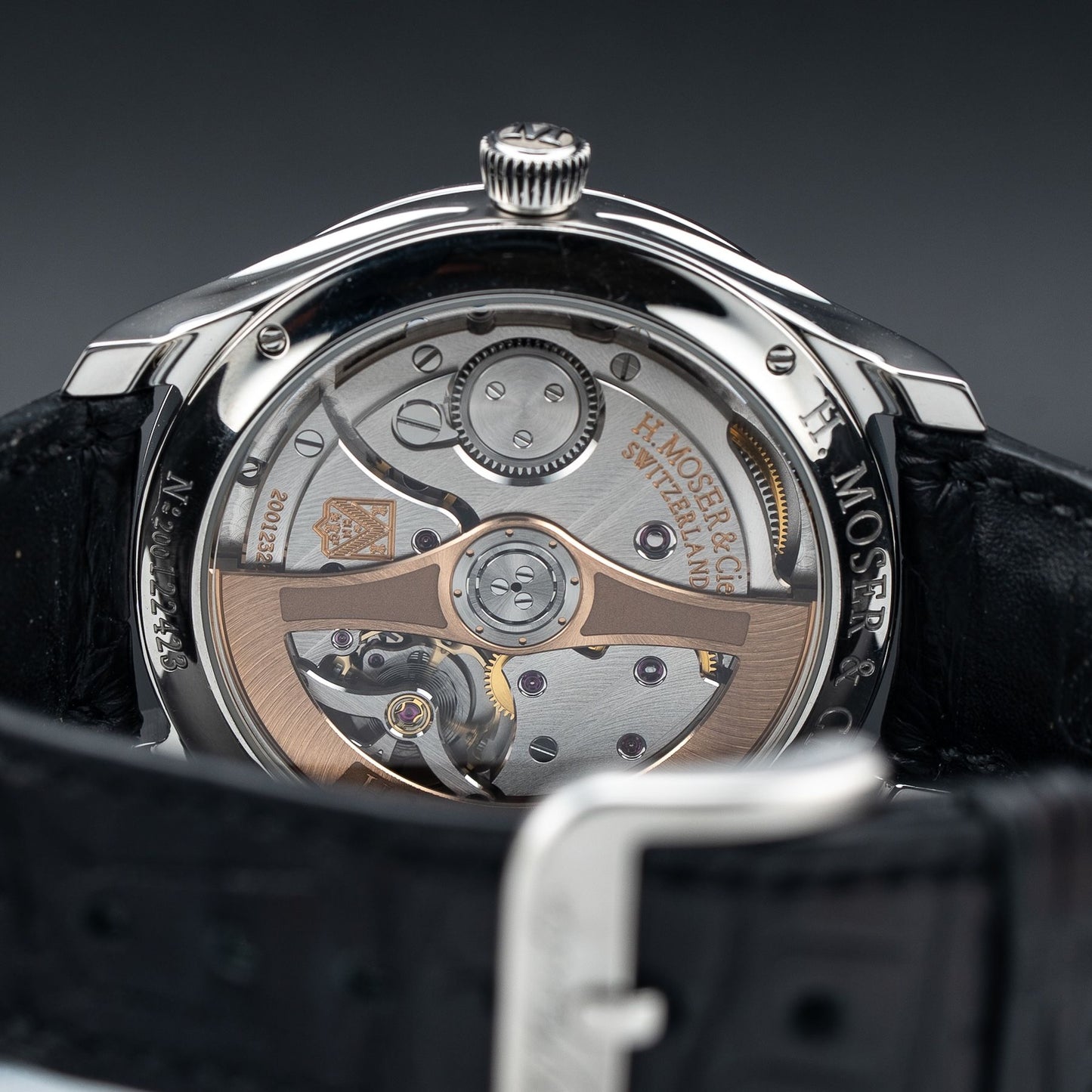 H. Moser & Cie. 1200-1220 Endeavour Centre Seconds Blue Mosaic Dial