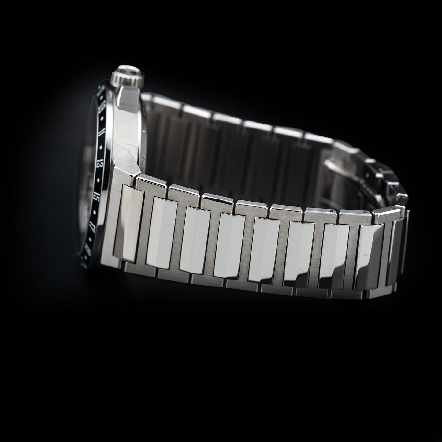 Armin Strom Orbit \u2013 Manufacture Edition ST22-OR.90.ST.M.FC