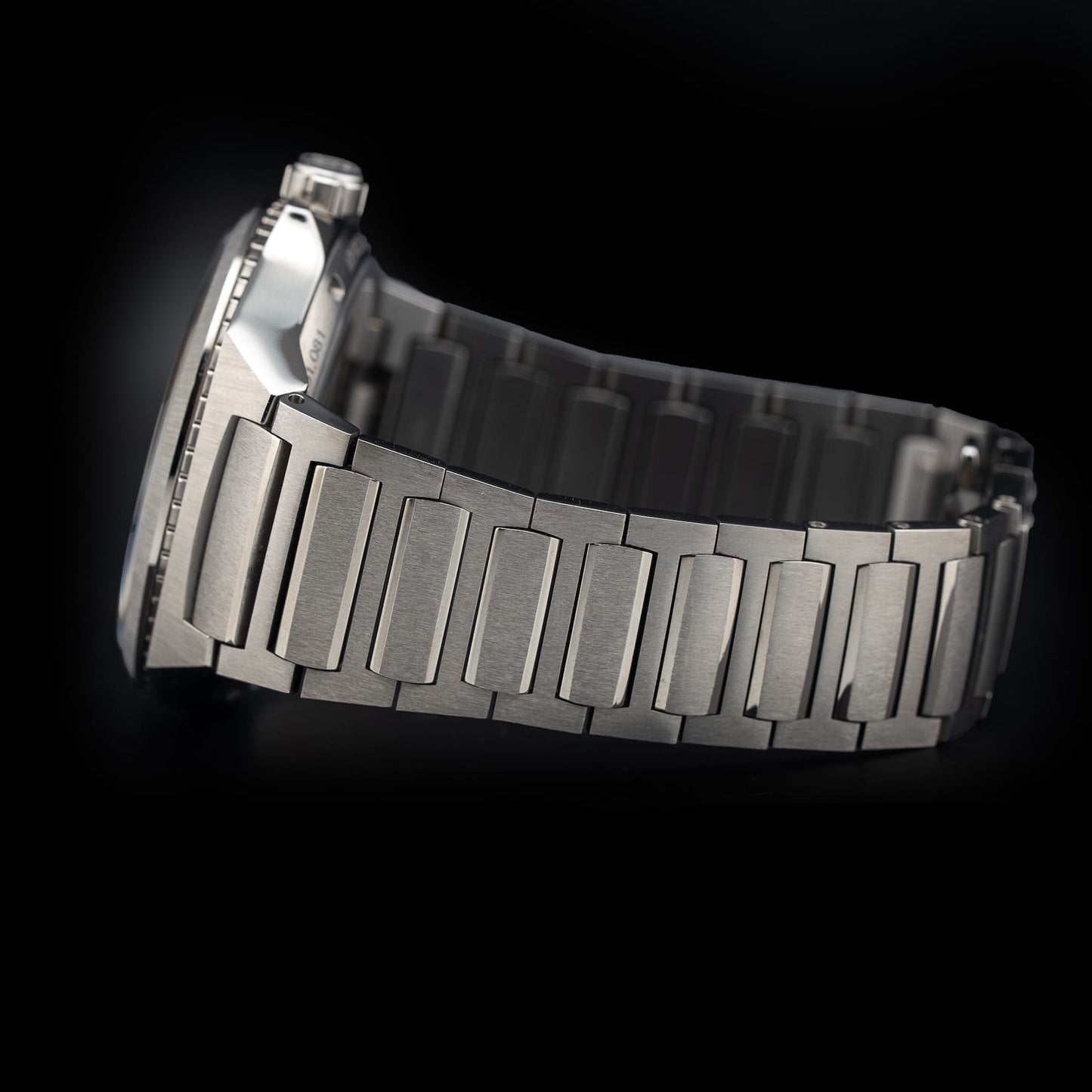 Arnold & Son 1LTAT.U01A.N001U Longitude Titanium Ocean Blue