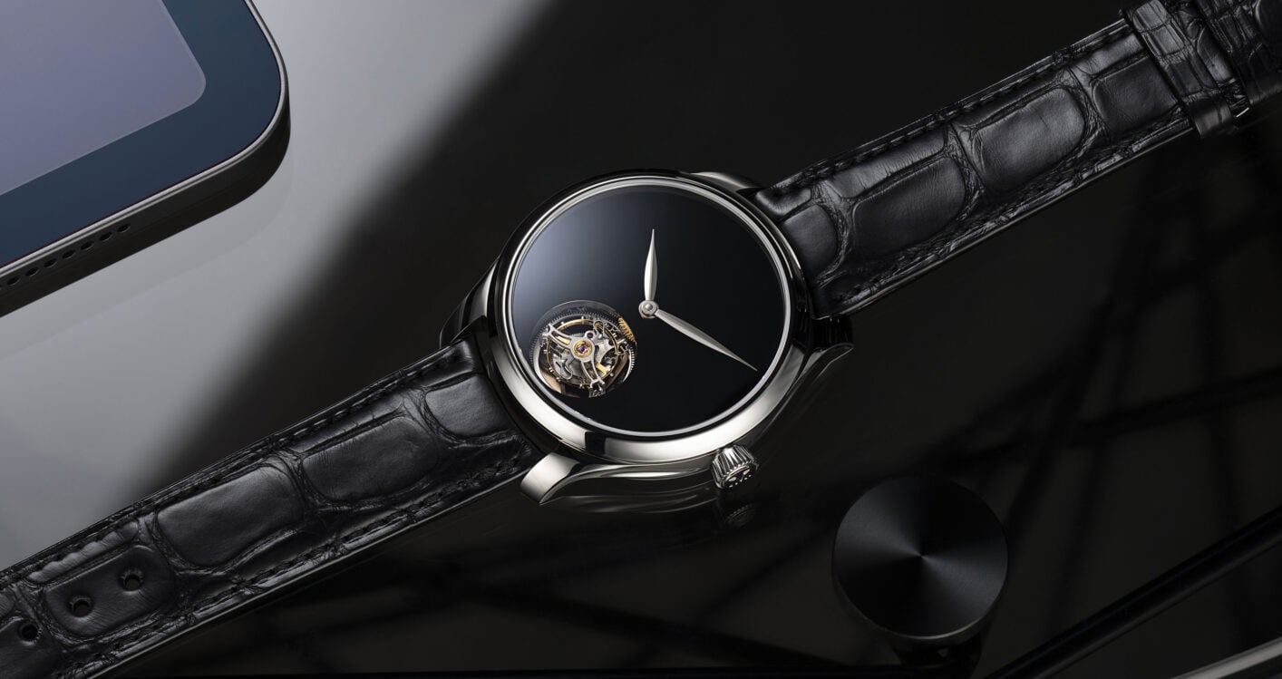 H. Moser & Cie. Endeavour Tourbillon Concept Vantablack ®