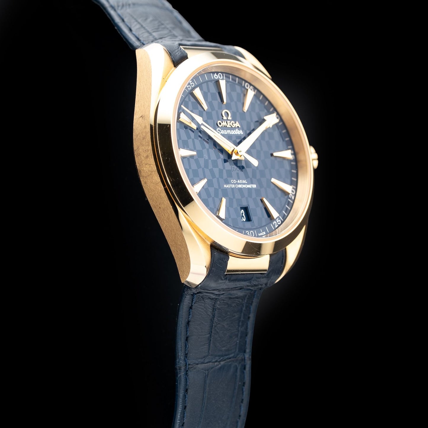 Omega Seamaster 522.53.41.21.03.001 Aqua Terra 150M Blue Dial 18K Yellow Gold