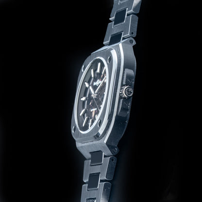 Bell & Ross BR05A-BL-SK-CE\/SCE Skeleton Black Ceramic on Bracelet