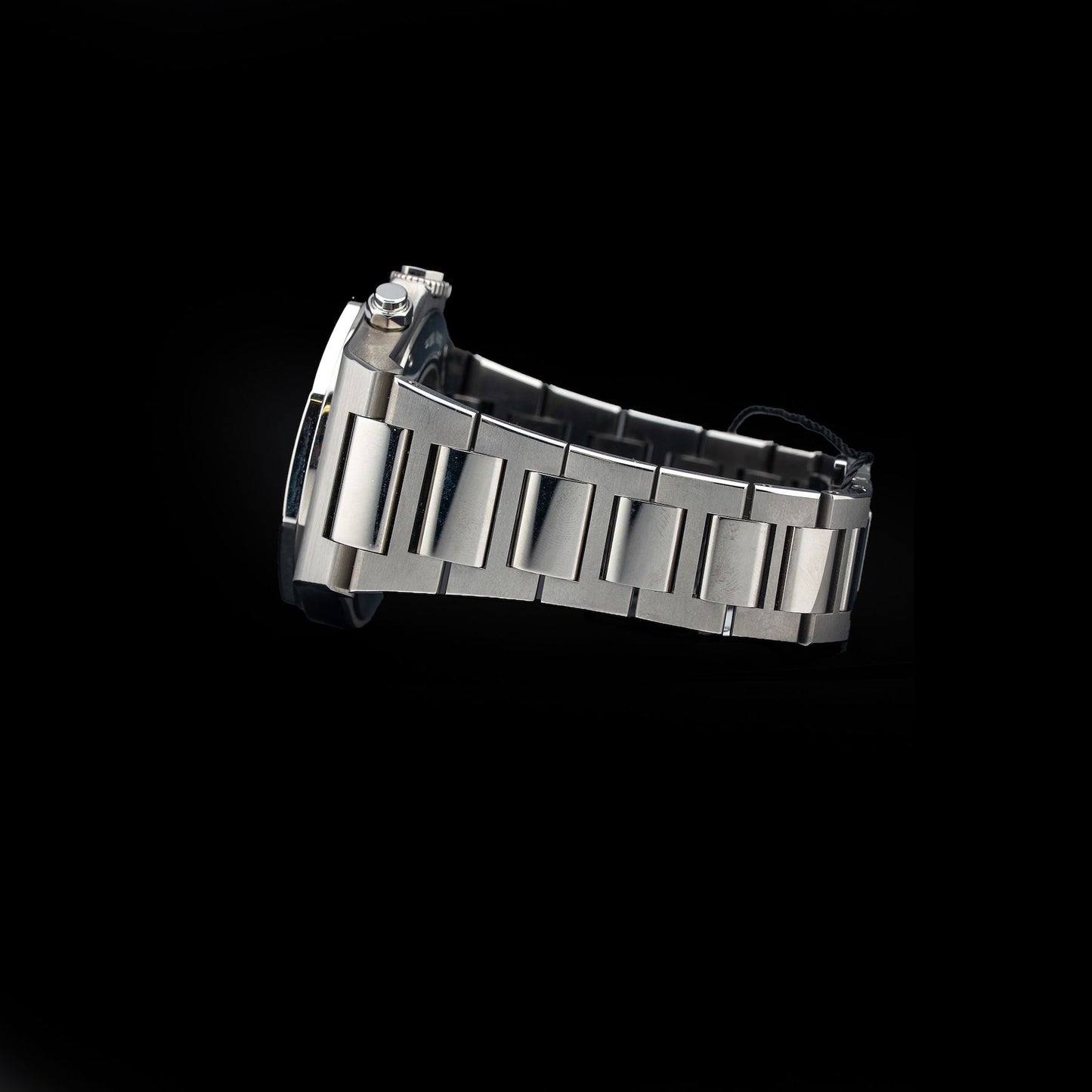 Girard Perregaux 81020-21-3398-1CM Laureato Chronograph Aston Martin Edition