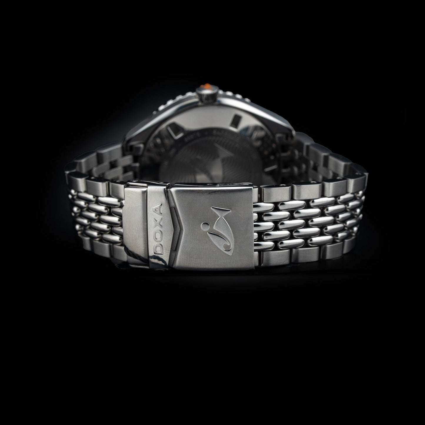 DOXA SUB 200 Sharkhunter 799.10.101.10