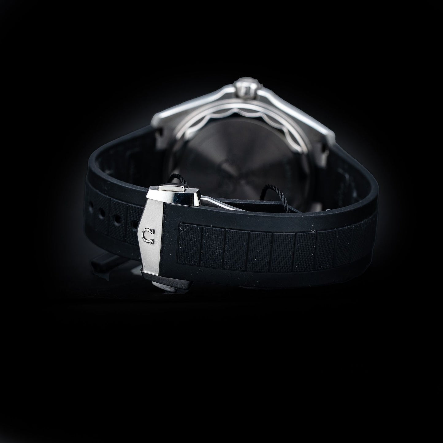 Omega 217.32.42.21.01.002 Seamaster Planet Ocean 600M