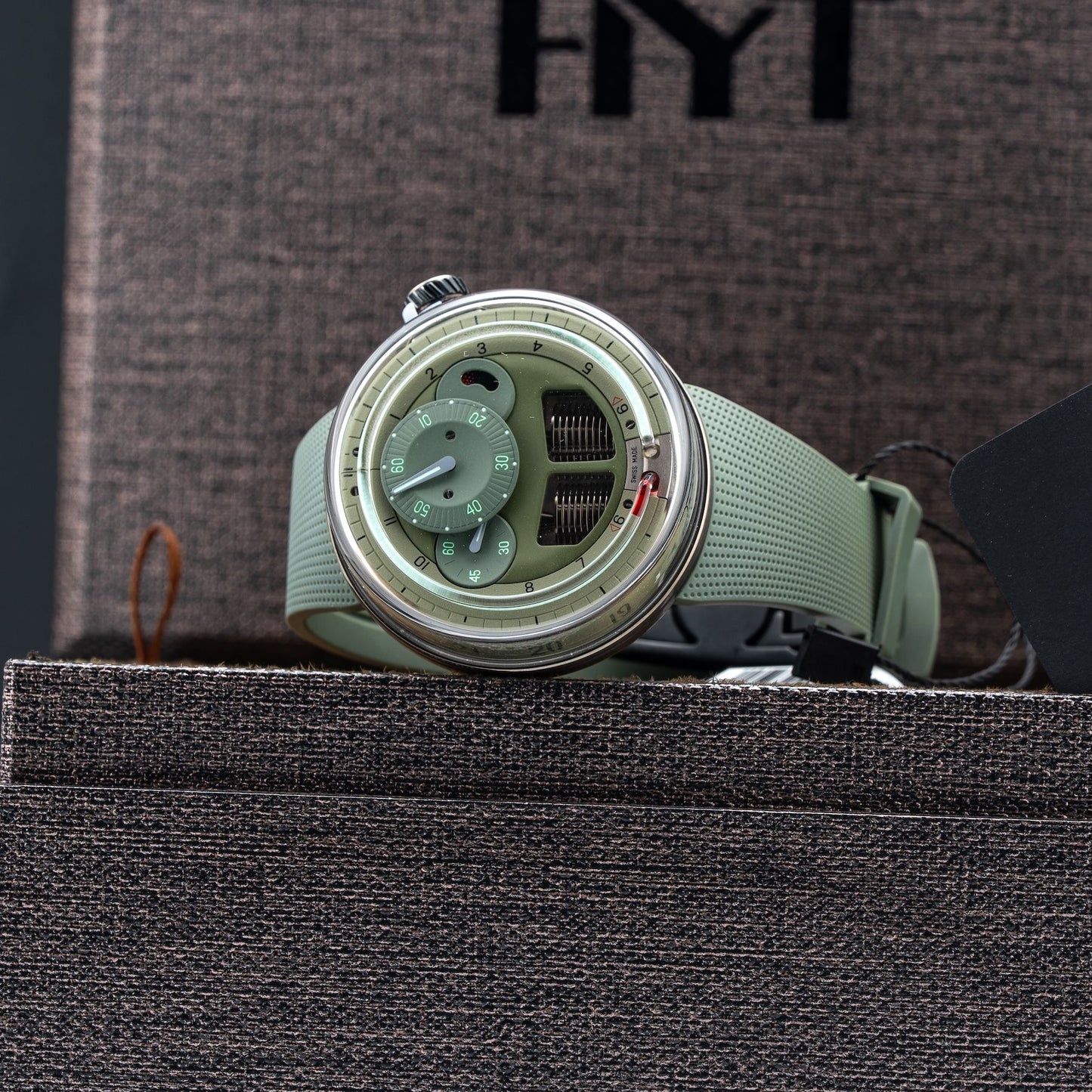 HYT H0 Red Khaki H02138-A