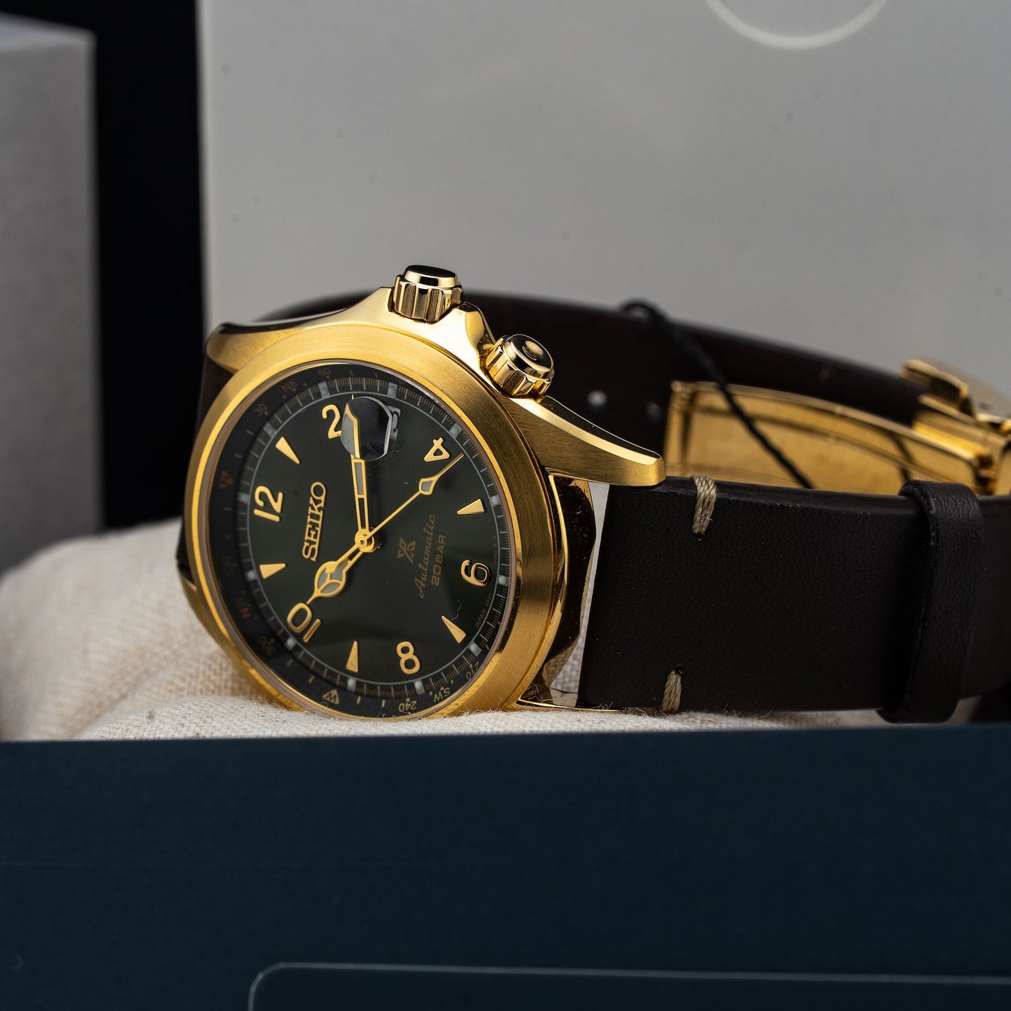 Seiko Prospex Alpinist SPB210