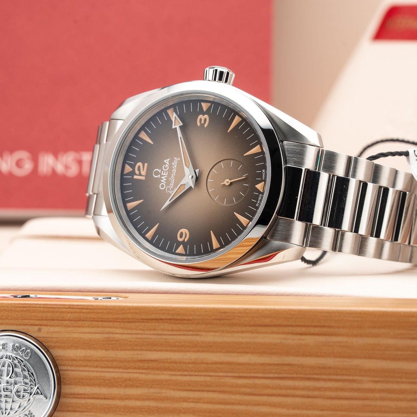 Omega 235.10.38.20.13.001 Railmaster on Bracelet