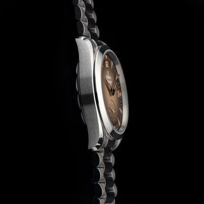 Omega 235.10.38.20.13.001 Railmaster on Bracelet