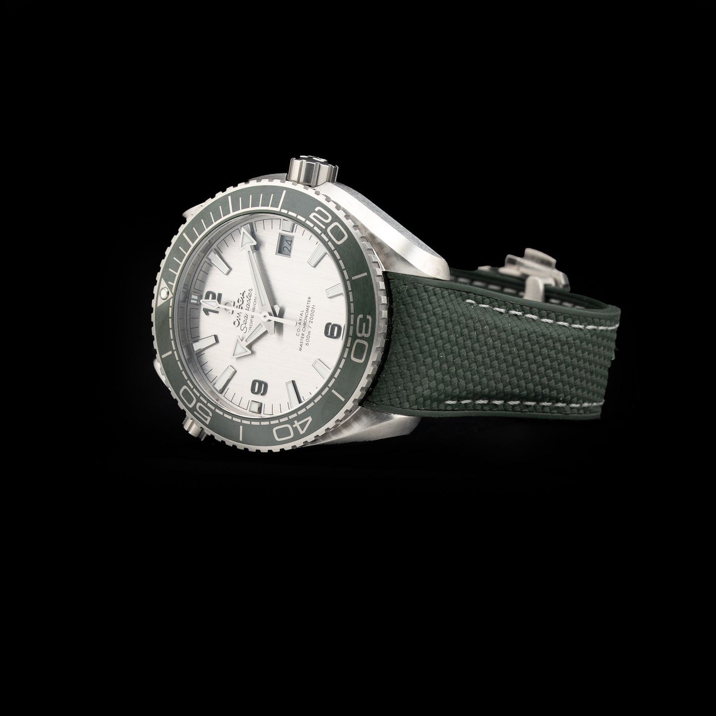 Omega 215.32.44.21.06.001 Planet Ocean Seamaster 600M Grey