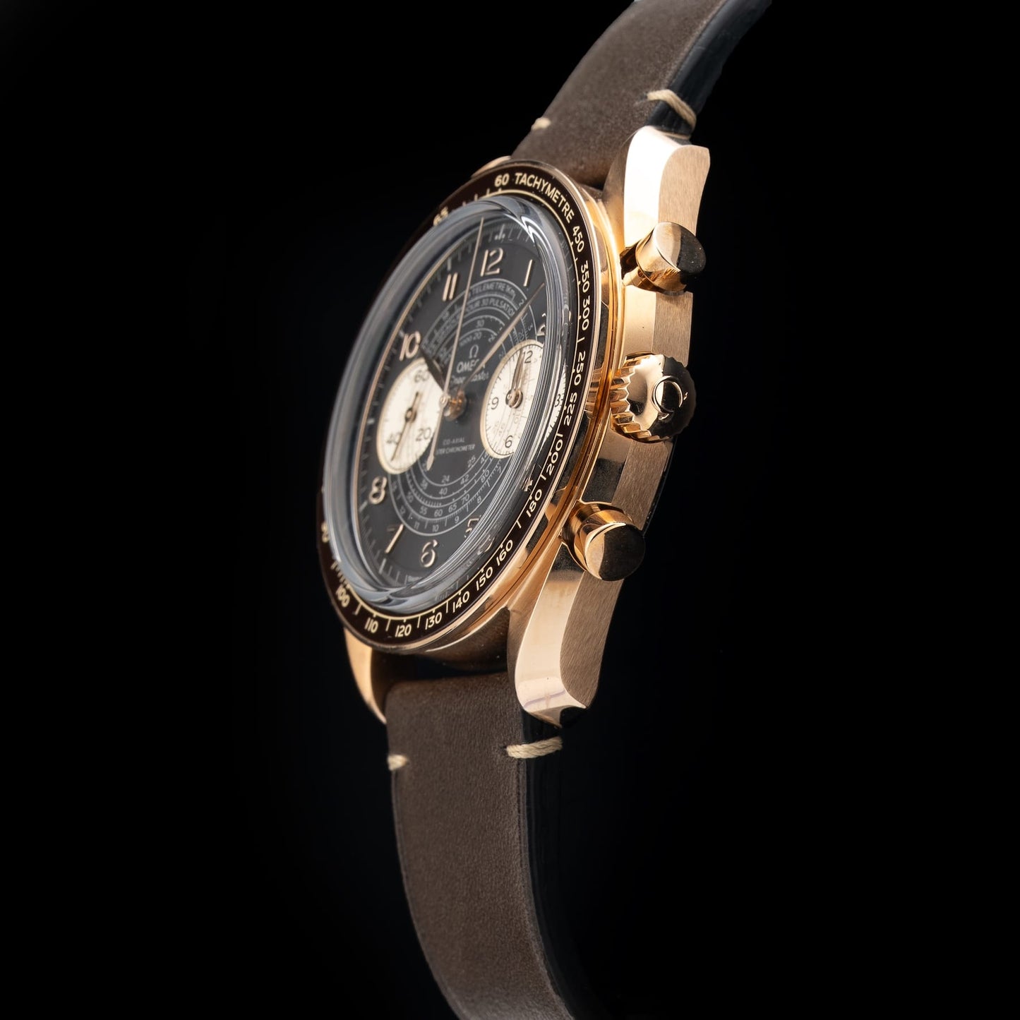 Omega Speedmaster Chronoscope 43mm Bronze Gold on Strap 329.92.43.51.10.001