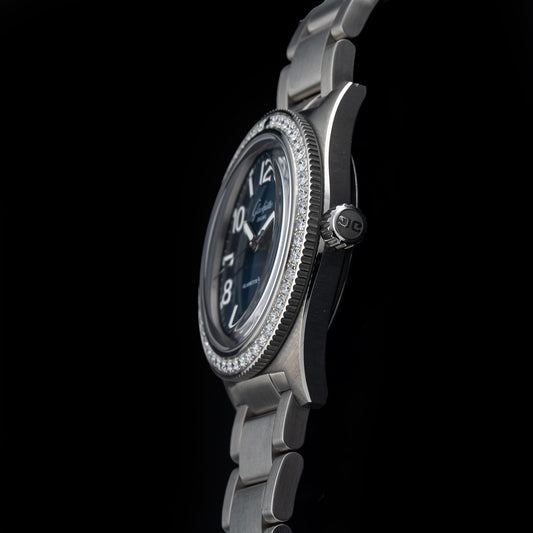 Glashütte Original SeaQ Diamonds Bezel on Bracelet 1-39-11-09-82-70