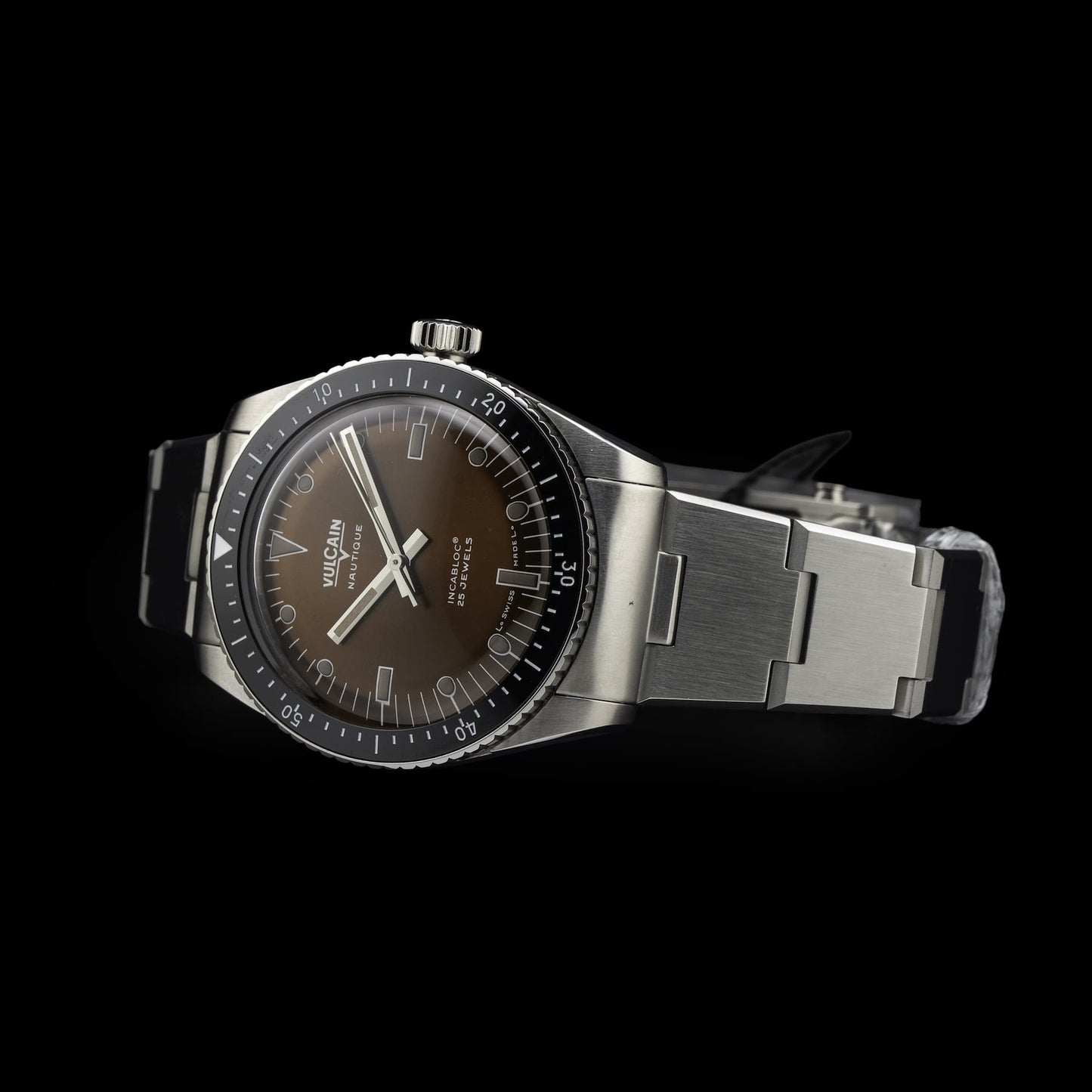 Vulcain 660170A47.BHM286 Skindiver Nautique Brown Dial