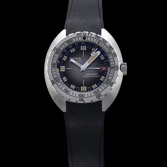 DOXA 855.10.101V.20 SUB 250T GMT Sharkhunter Vintage On Black Rubber Strap