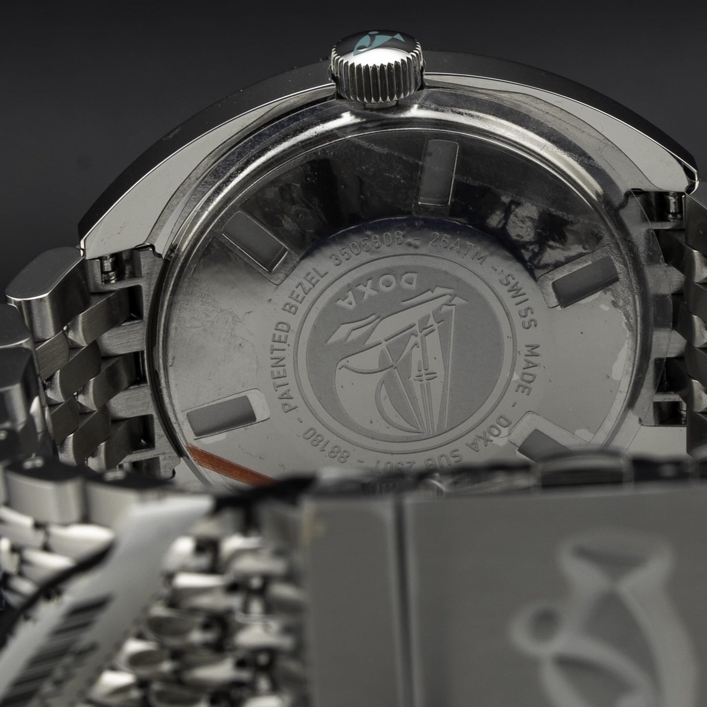 DOXA 855.10.241.10 SUB 250T GMT Aquamarine On Stainless Steel Bracelet