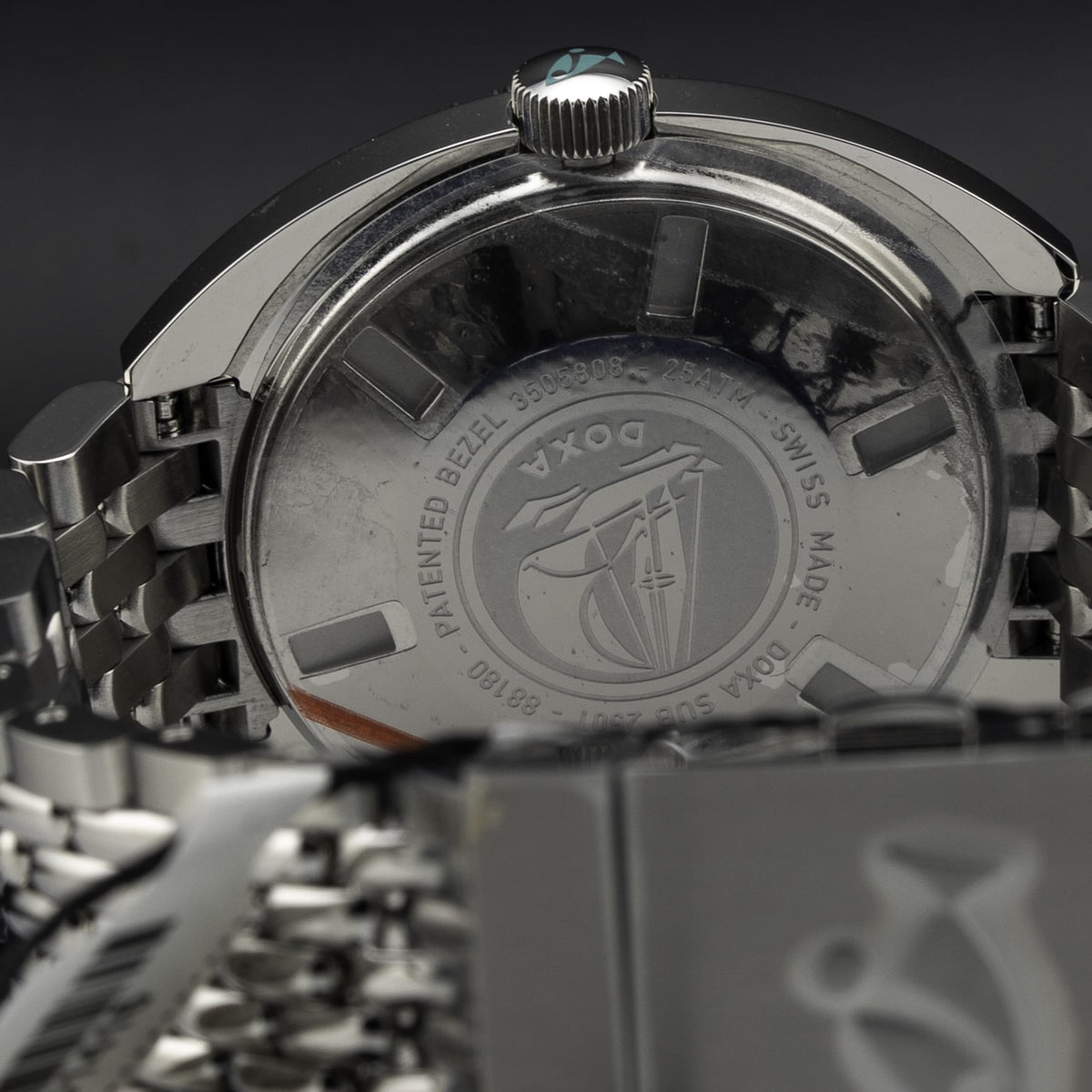 DOXA 855.10.241.10 SUB 250T GMT Aquamarine On Stainless Steel Bracelet