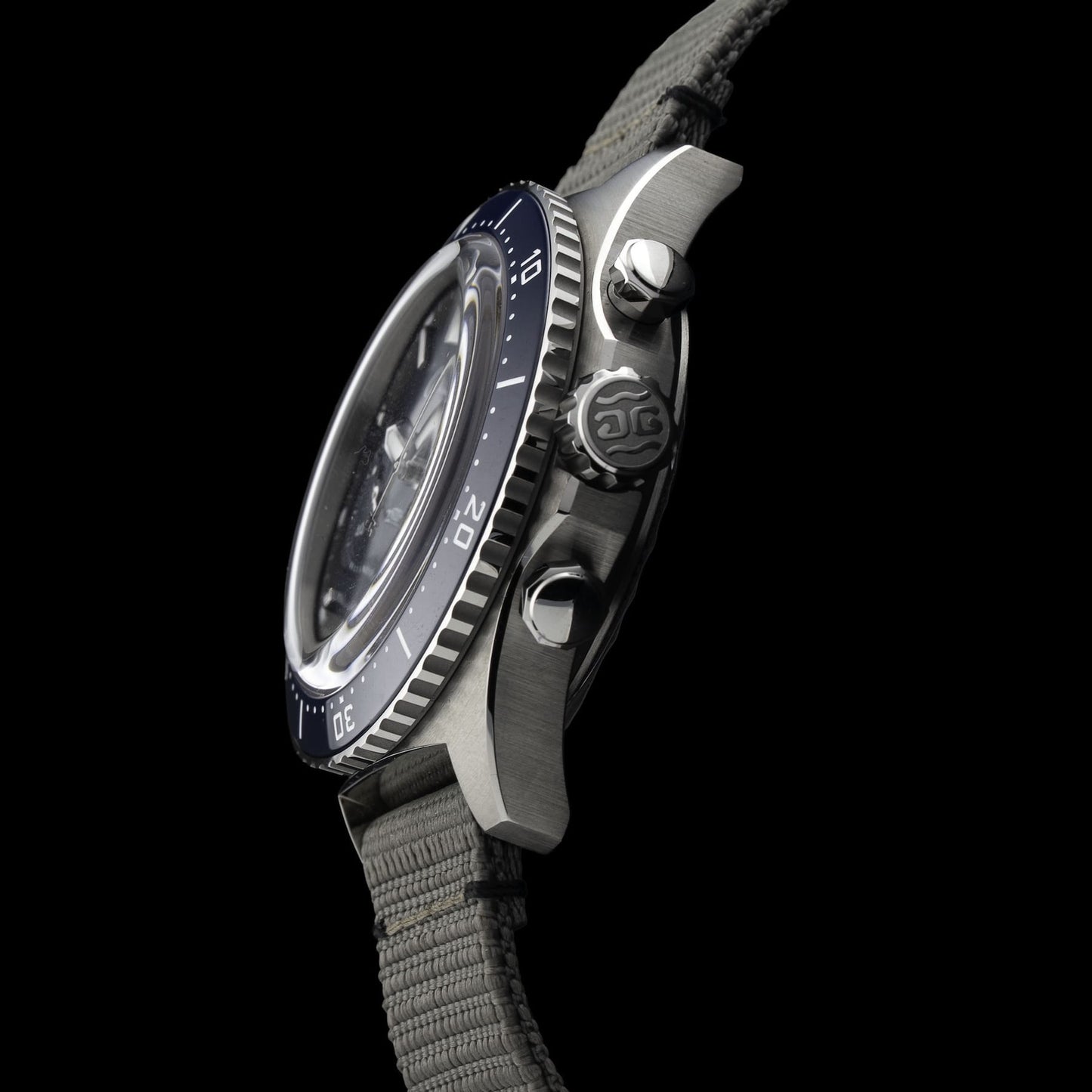 Glash\u00fctte Original SeaQ Chronograph Blue Dial on Grey Strap 1-37-23-02-81-34