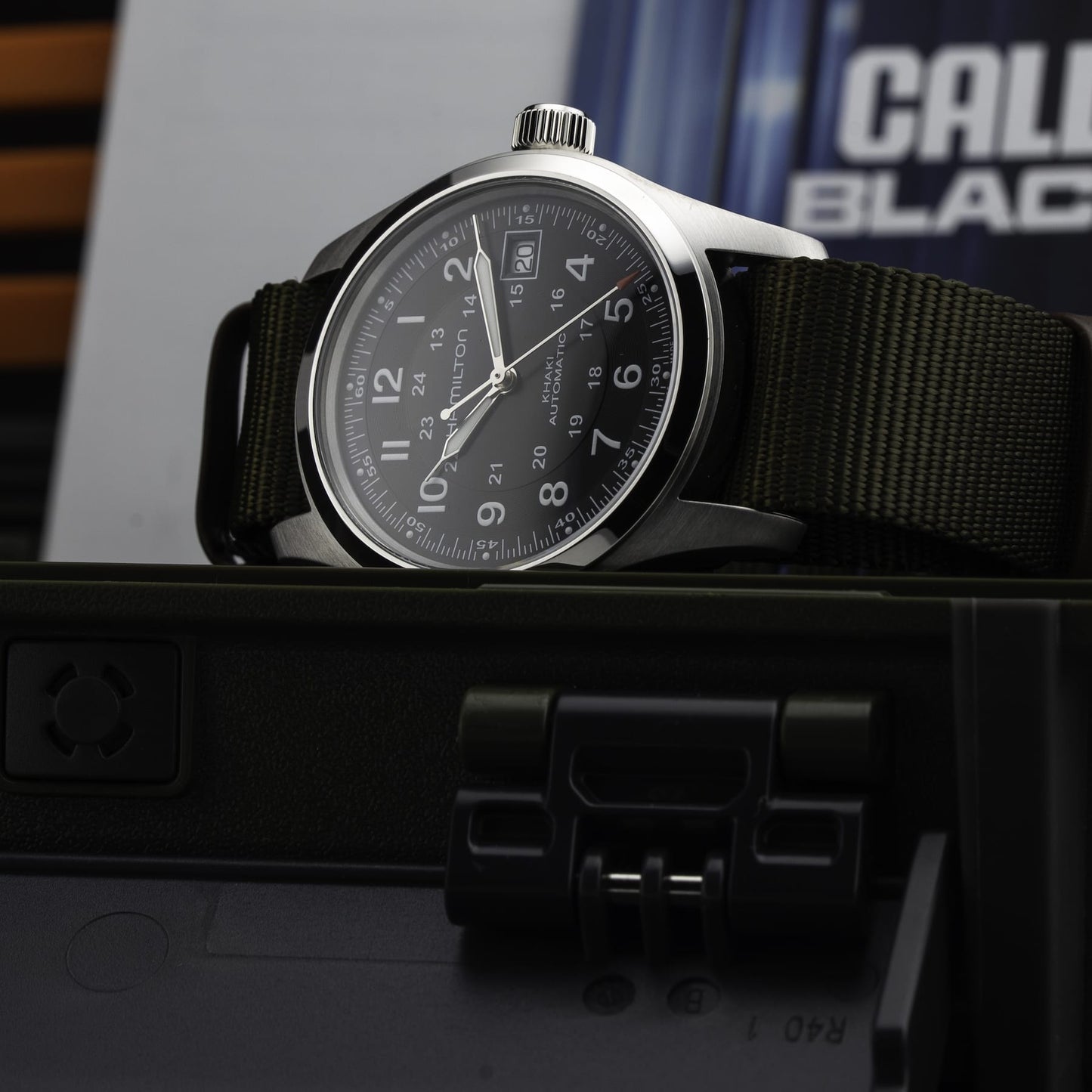 Hamilton H70475930 Khaki Field Auto 38mm Call of Duty Special Edition