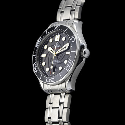 Omega James Bond Seamaster Diver 300M 210.22.42.20.01.004