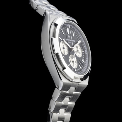 Vacheron Constantin Overseas Chronograph Reverse Panda 5500V/110A-B481