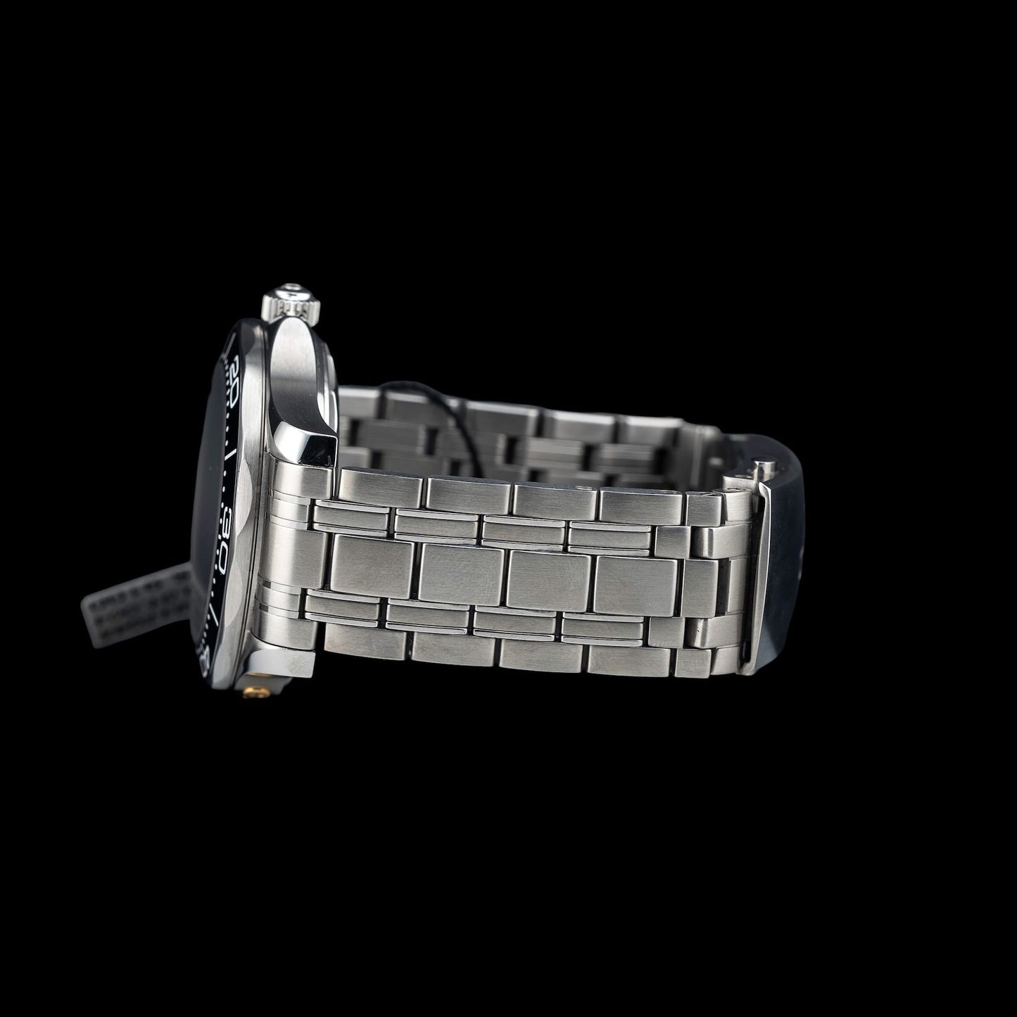 Omega James Bond Seamaster Diver 300M 210.22.42.20.01.004
