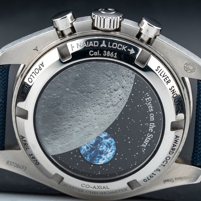 Omega Speedmaster Silver Snoopy Award 310.32.42.50.02.001