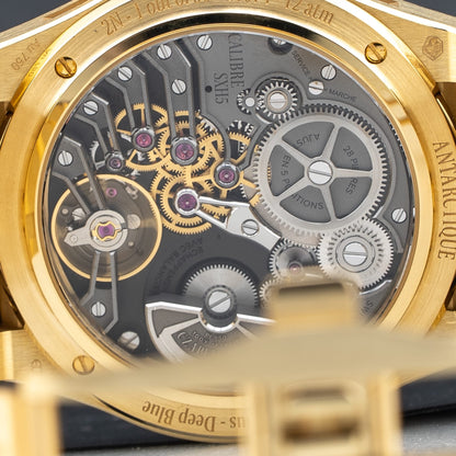 Czapek Antarctique Mount Erebus Deep Blue 2N