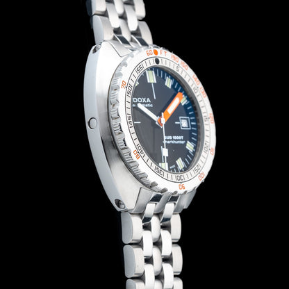 Doxa 883.10.101.10 1500T Sharkhunter on Bracelet
