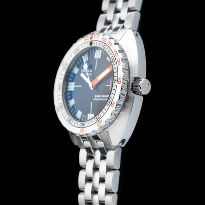 Doxa 883.10.101.10 1500T Sharkhunter on Bracelet