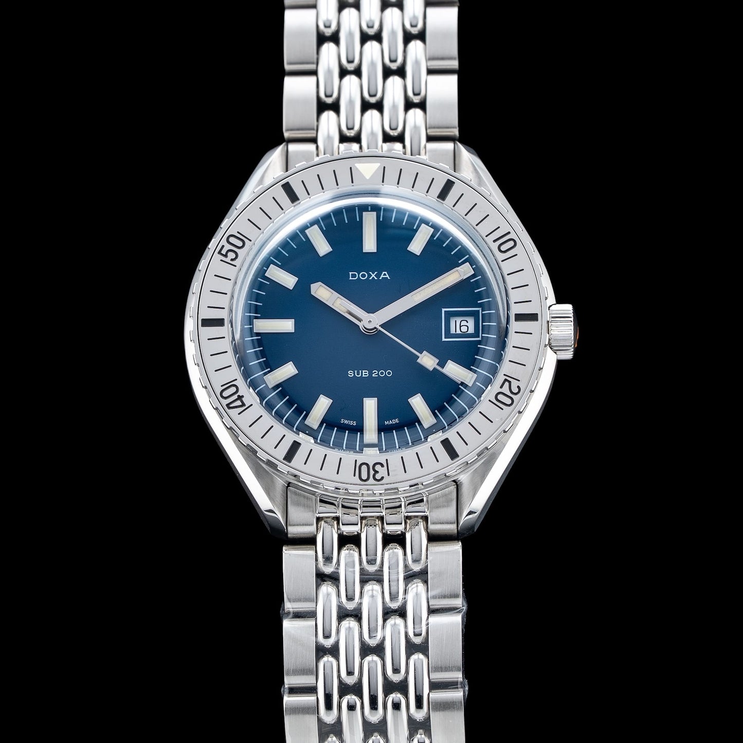 DOXA Sub 200 Caribbean 796.10.201.10 On Stainless Steel Bracelet