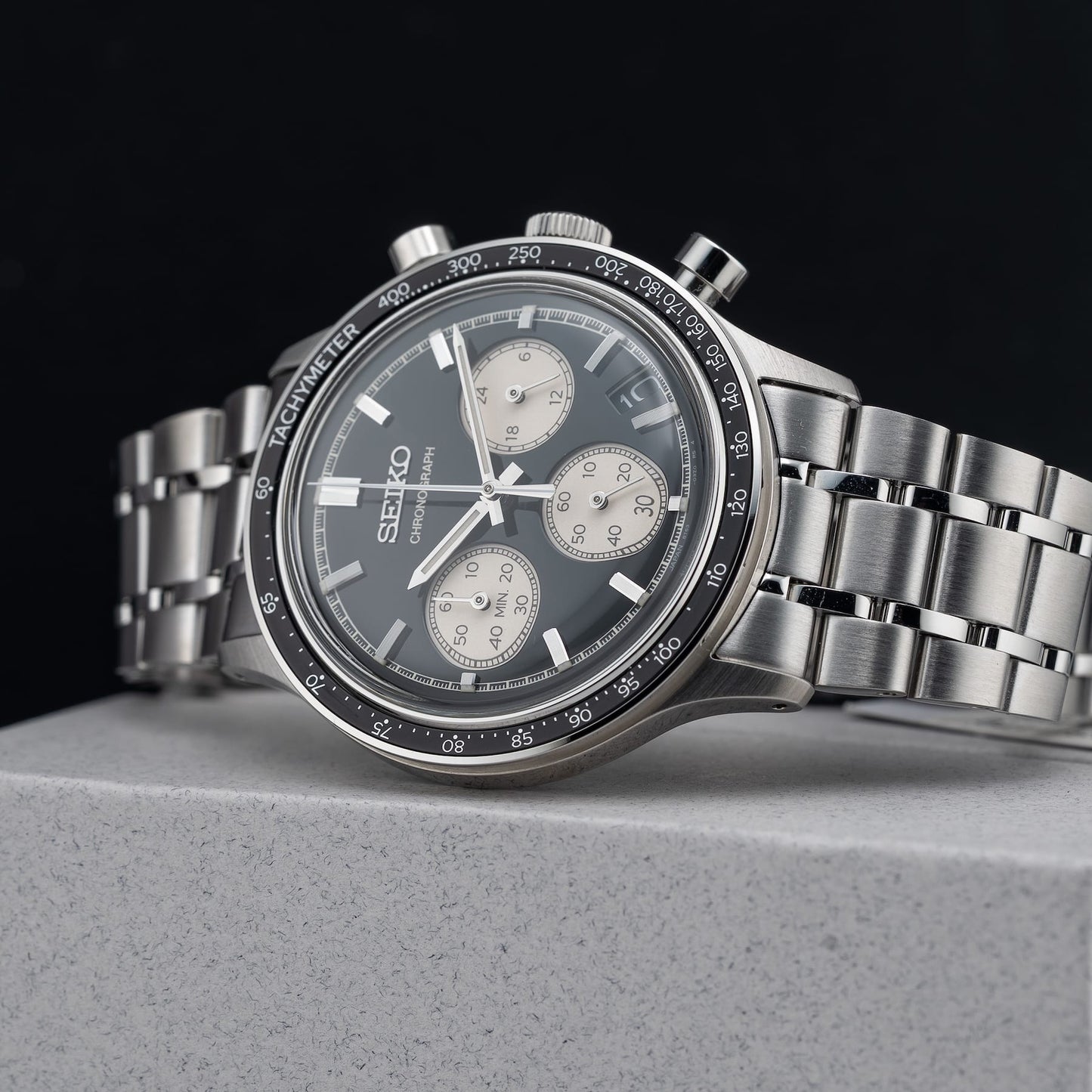 Seiko Essentials SSB479