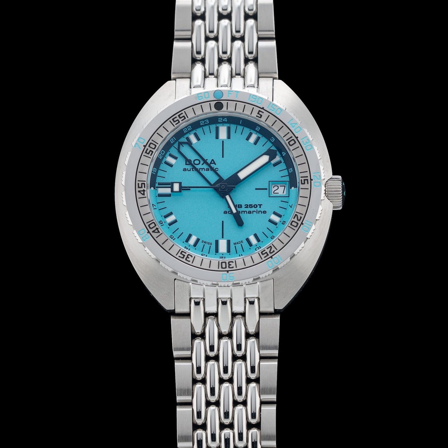 DOXA 855.10.241.10 SUB 250T Aquamarine On Stainless Steel Bracelet