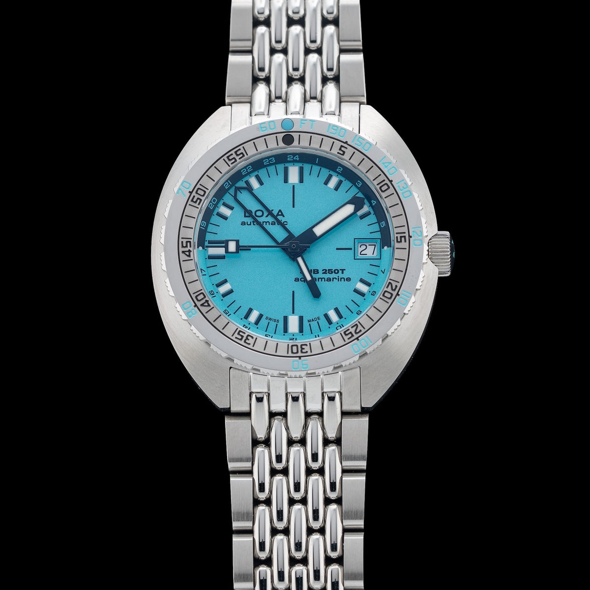 DOXA 855.10.241.10 SUB 250T Aquamarine On Stainless Steel Bracelet