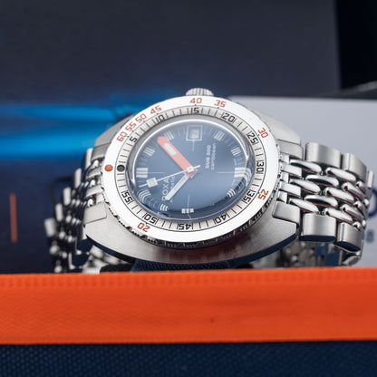 DOXA SUB 300 Caribbean 821.10.201.10
