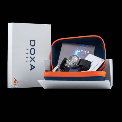 DOXA SUB 200 Sharkhunter 799.10.101.10