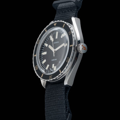 DOXA SUB 200 Sharkhunter 799.10.101.10