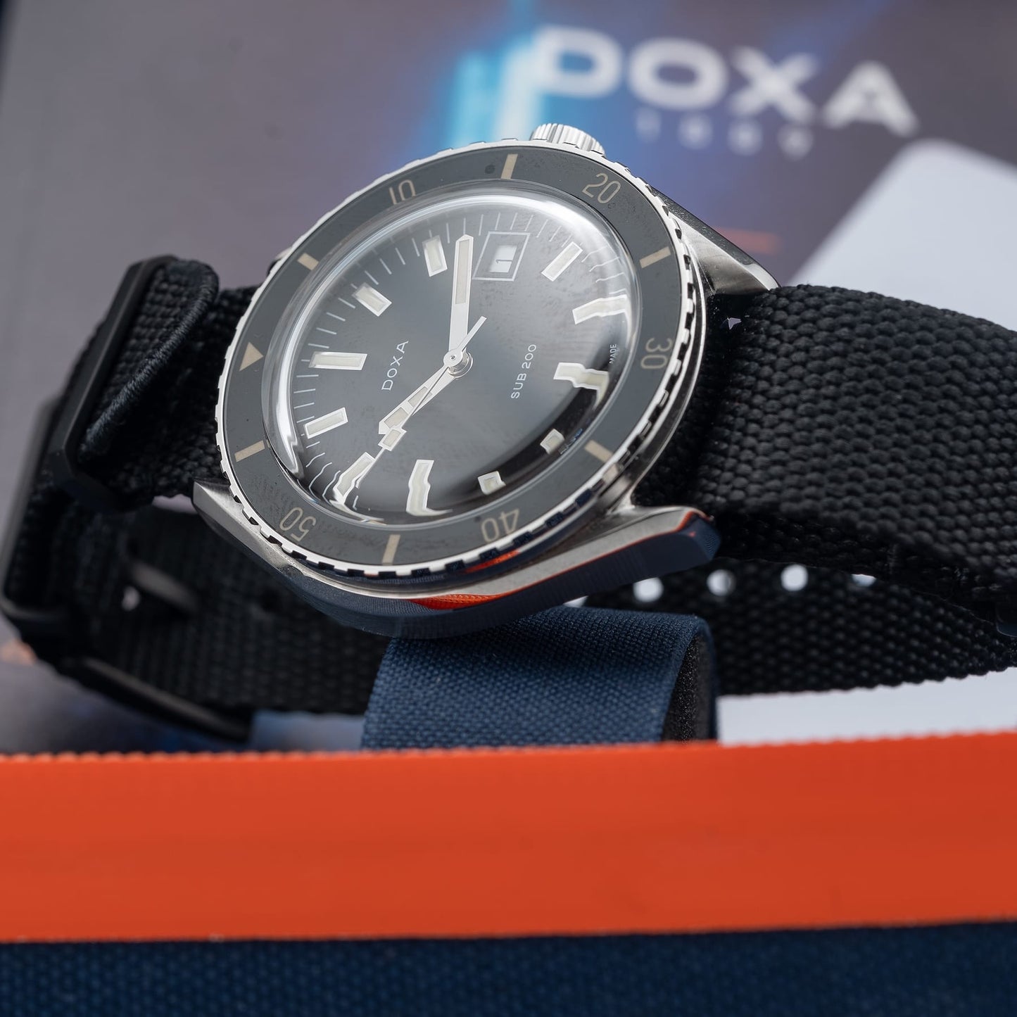 DOXA SUB 200 Sharkhunter 799.10.101.10