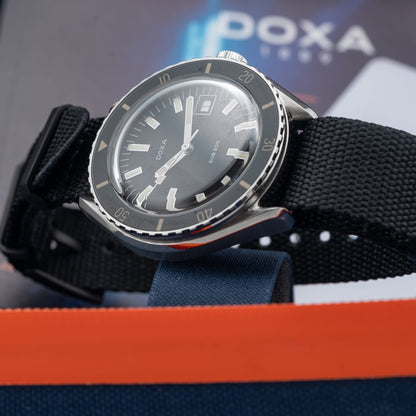 DOXA SUB 200 Sharkhunter 799.10.101.10