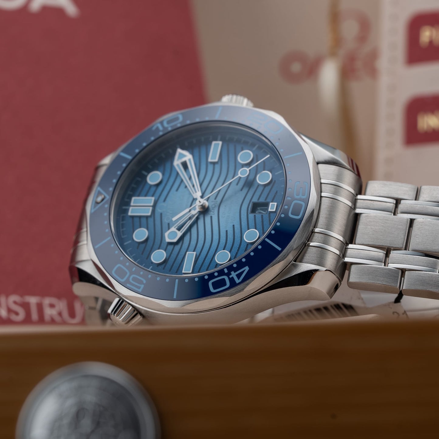 Omega 210.30.42.20.03.003 Seamaster Diver 300M Summer Blue on Bracelet