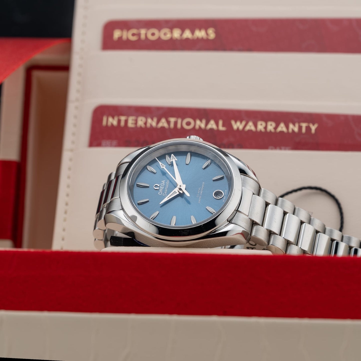 Omega Seamaster Aqua Terra Shades 150M Co‑Axial Master Chronometer 34 mm 220.10.34.20.03.002