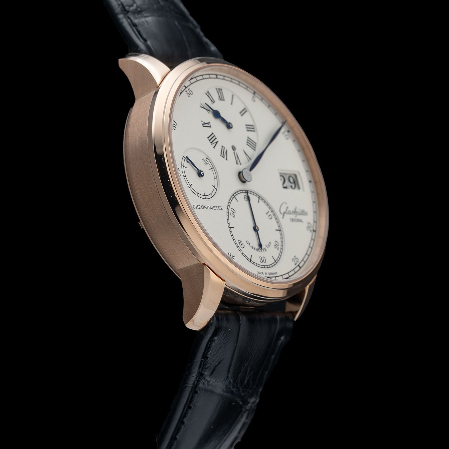 Glash\u00fctte Original Senator Chronometer Regulator Red Gold 1-58-04-04-05-04