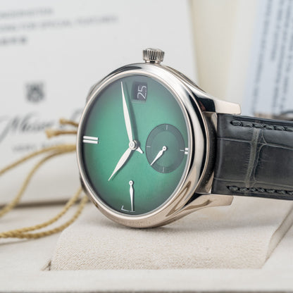 H. Moser & Cie. 1800-0202 Endeavour Perpetual Calendar Purity Cosmic Green