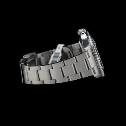 Rolex Submariner R16610A30B9325