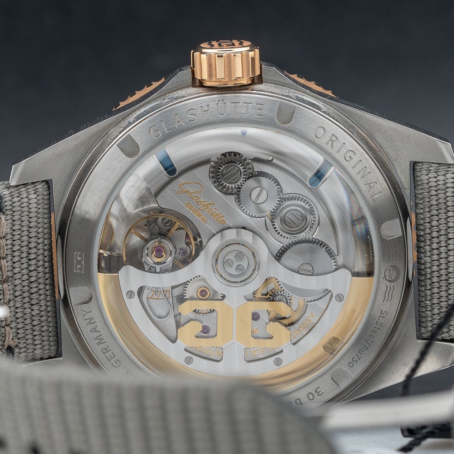 Glashütte Original SeaQ Panorama Date Two-Tone 1-36-13-04-91-34