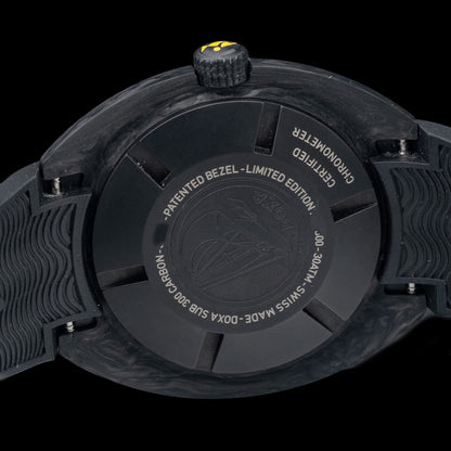DOXA Sub 300 Carbon Aqua Lung US Divers Sharkhunter 822.70.101AQL.20 on Strap