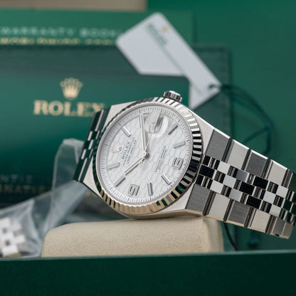 Rolex Land-Dweller 127334